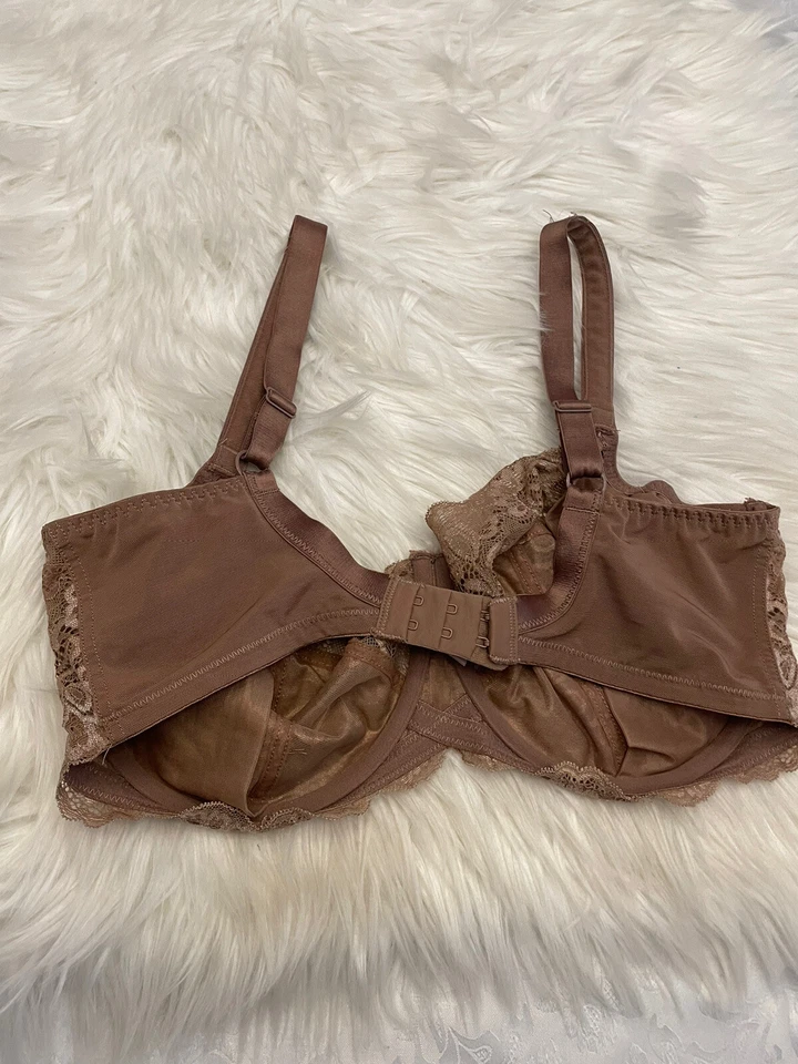 Sujetador Panache Andorra soporte lateral talla 38FF cálido topo con aros Foto 4 de 4