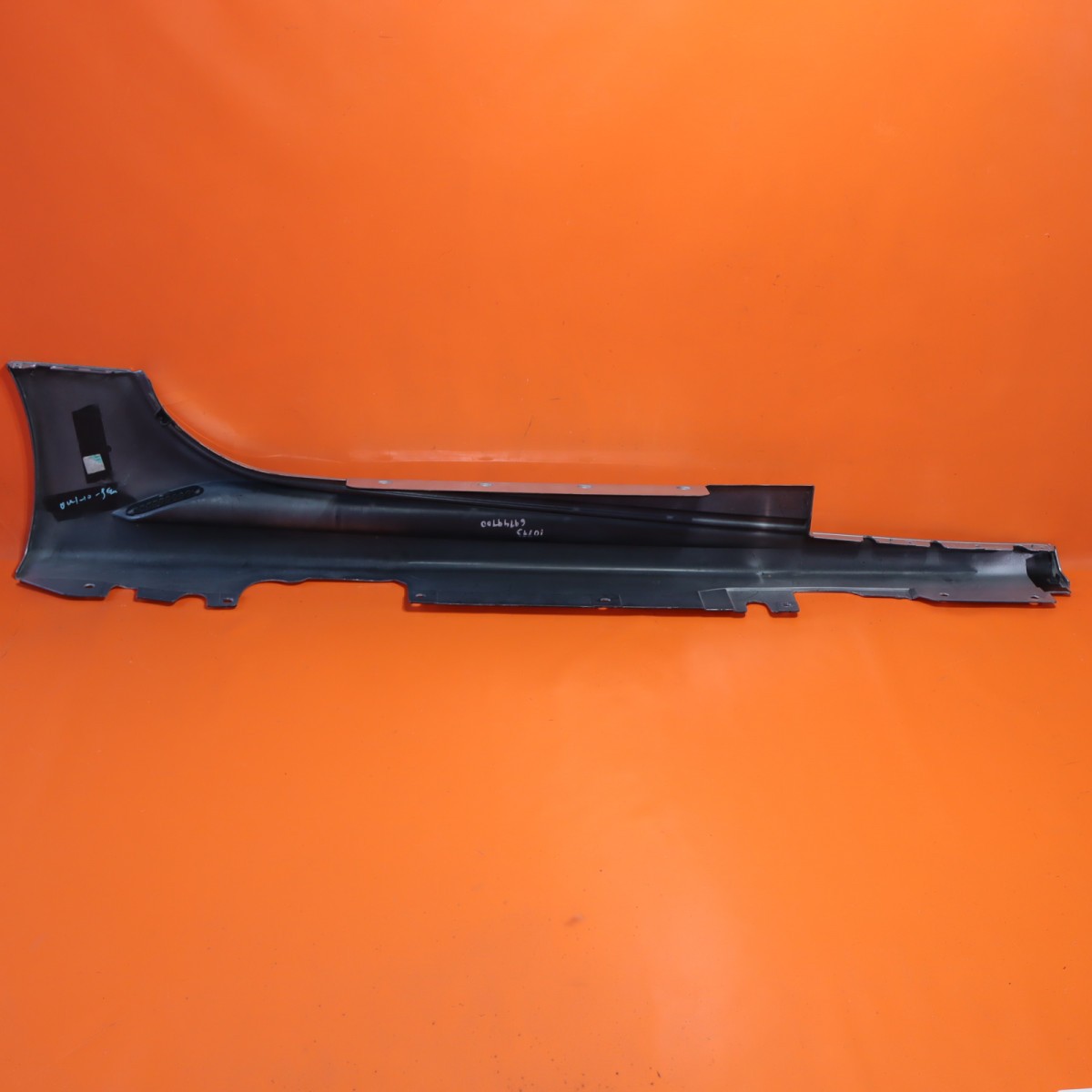 FERRARI CALIFORNIA ROCKER MOLDING LEFT DRIVER 2010 2011 2012 2013 2014 69749700