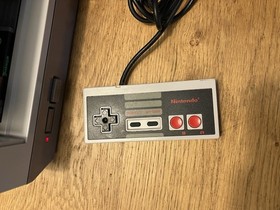 Nintendo NES Konsole, mit Spiel Shadowgate   Original Controller IO Getestet