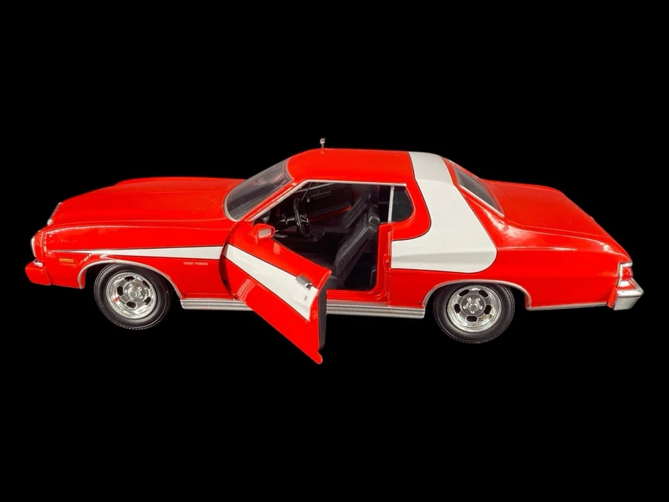 2017 Greenlight 1976 Ford Gran Torino Starsky & Hutch modelo de carro fundido vermelho - Imagem 2 de 4