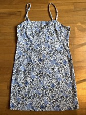 wild fable Women  s Blue and White Floral Mini Dress Thin Straps 97 Cotton 