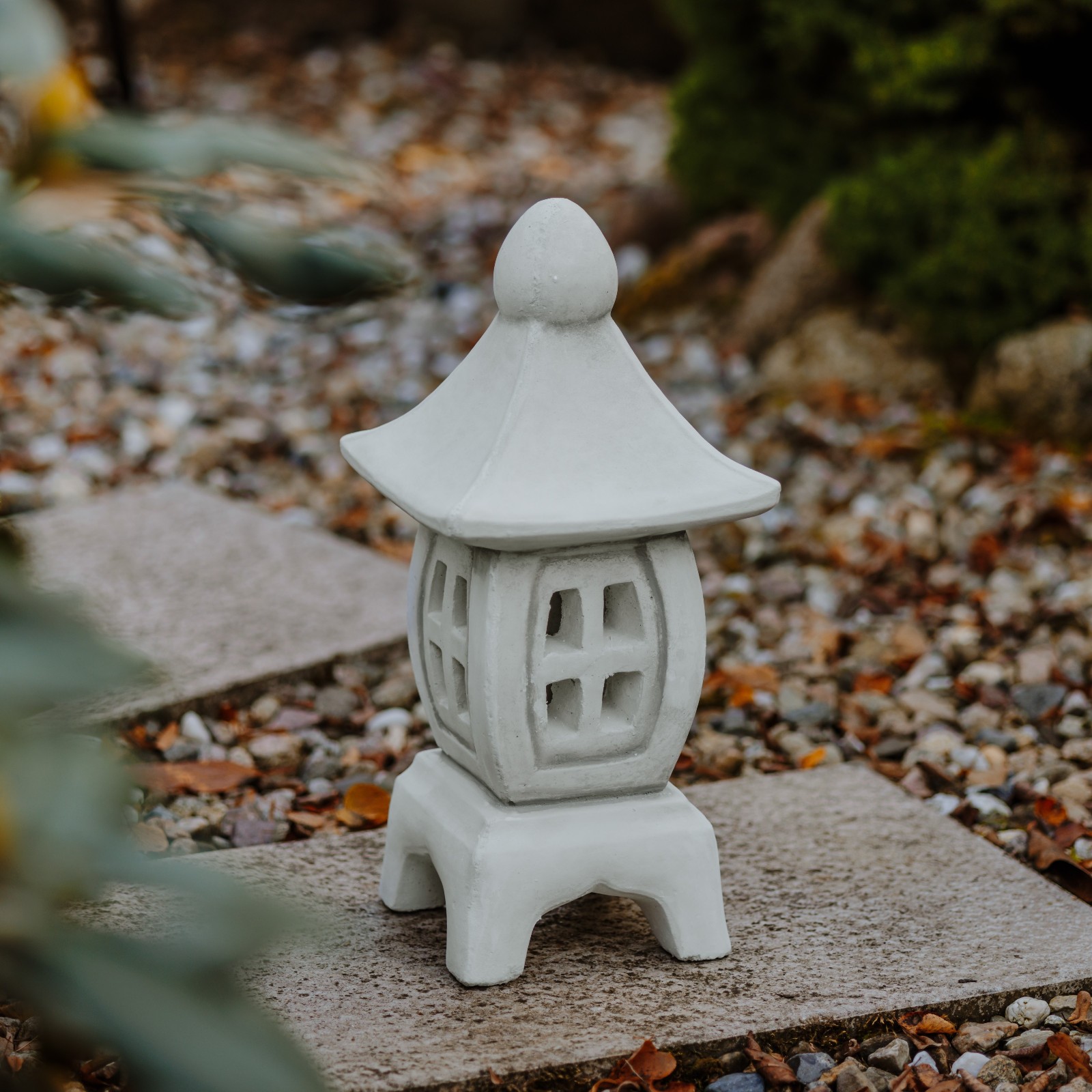 Oki-Gata Japanese Stone Lantern Stone Lamp 45cm 13kg Grey Concrete Frost Proof