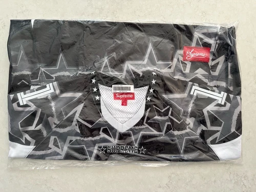 Taille L Maillot de football Supreme SS25 polyester étoiles éblouissant noir EN MAIN