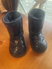 Pre Owned Toddler Classic Short Black sequin UGG Size 6 — photo 1