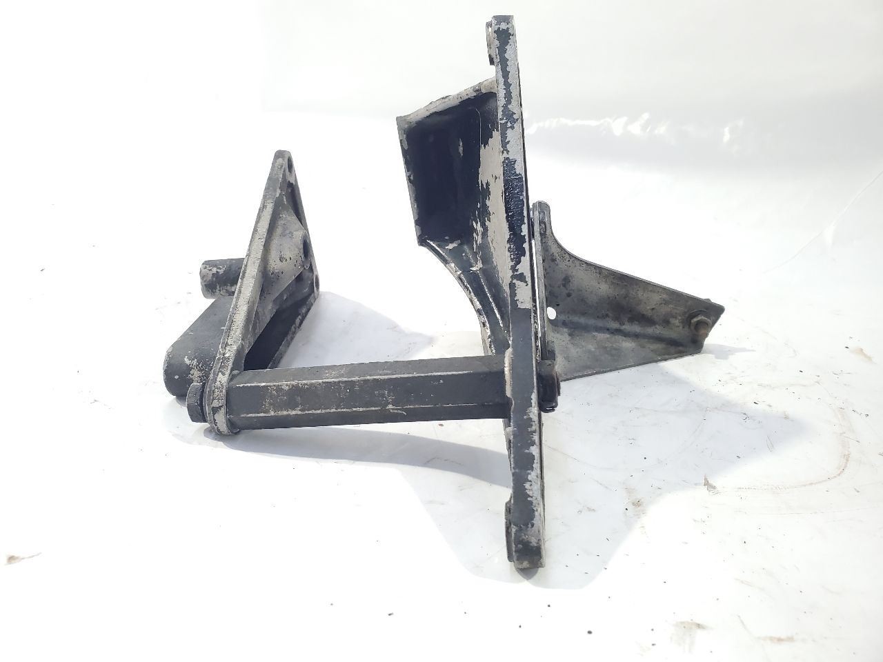 1980 Rolls Royce OEM Power Steering Mount ue355834