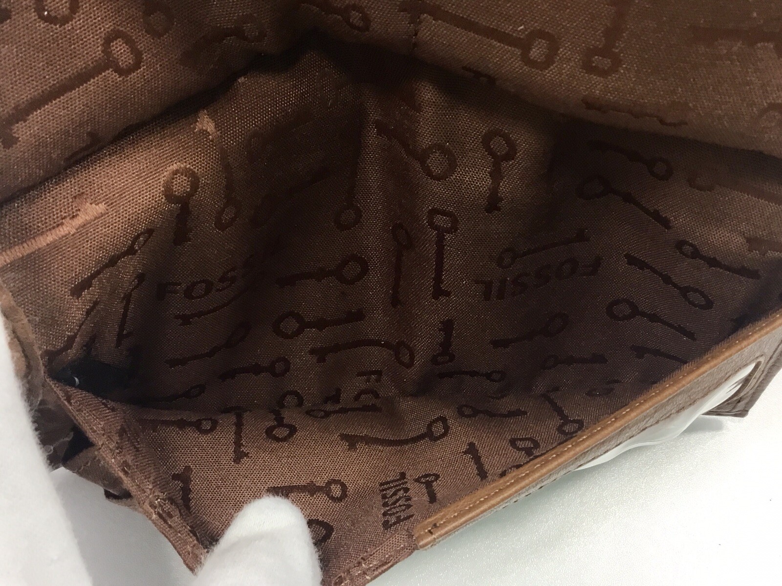 FOSSIL TRI MULTIFUNCTION BROWN LEATHER WALLET - image 9