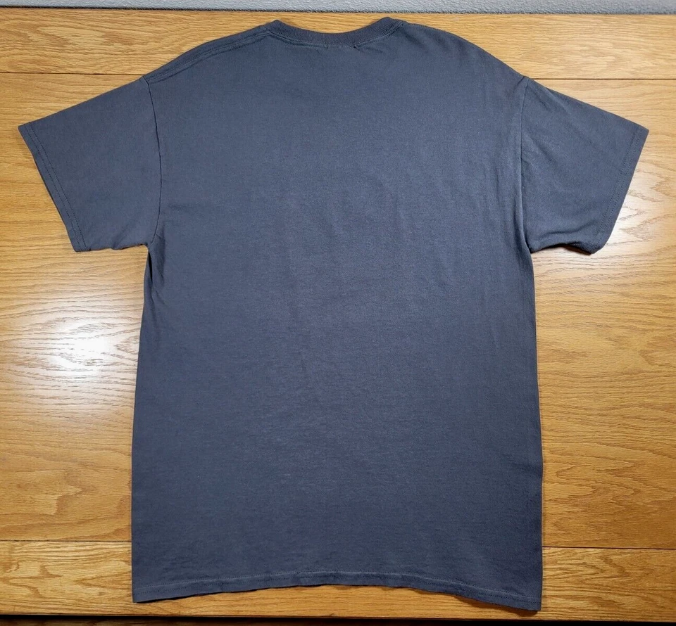 Nebraska Cornhuskers T-Shirt Men's Medium Gray Red - SOLD AS IS, (SMALL HOLE) - Image 3 of 4