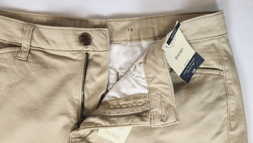 St. John's Bay NWT Women's 12 Inseam 7" Khaki Tummy Control Cotton Blend Shorts - Picture 5 of 10