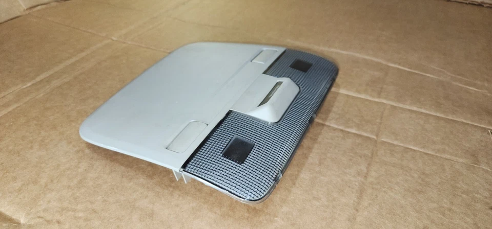 05-07 Subaru Legacy Front Interior Light Dome Lamp Outback Sunroof VC12-007 OEM - Image 3 of 4