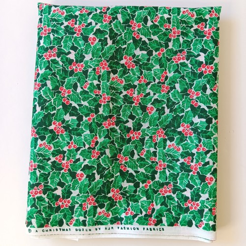 RJR Fashion Fabrics Green Holly Christmas Dozen Cotton Fabric 1.5yd x 45" - Picture 6 of 6