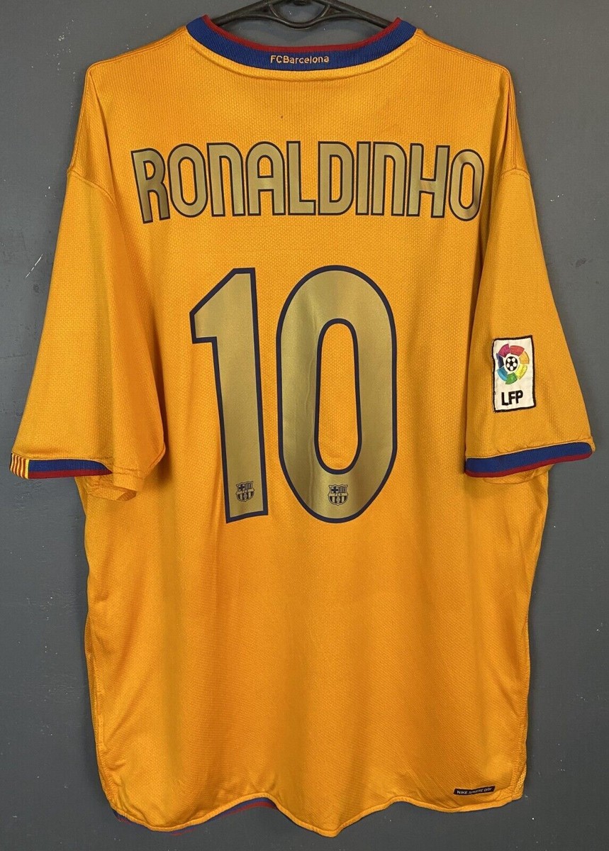 FCバルセロナ RONALDINHO 10 (マフラーのおまけ付き) FCバルセロナ RONALDINHO 10 (マフラーのおまけ付き) FCバルセロナ
