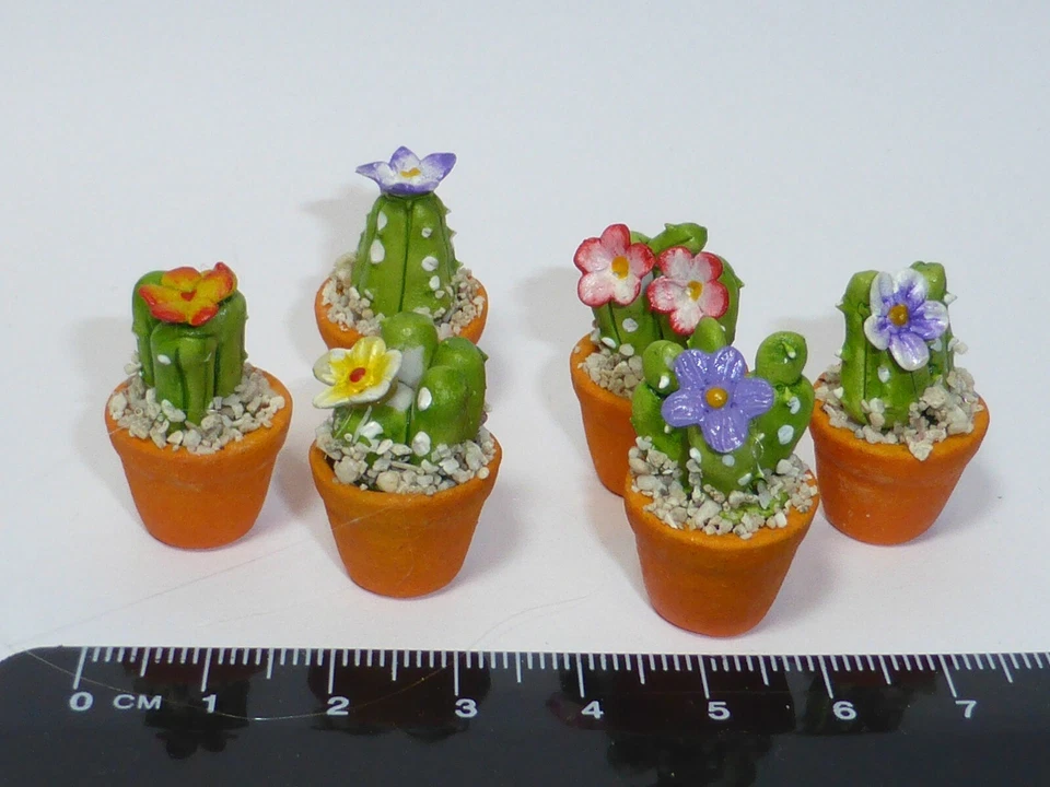 Miniaturas de casa de muñecas estilo aleatorio b de un solo cactus escala 1:12 flores, jardín