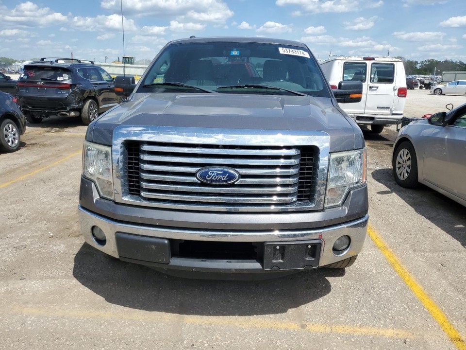 Used Center High Mount Stop Light fits 2012 Ford f150 pickup Grade A