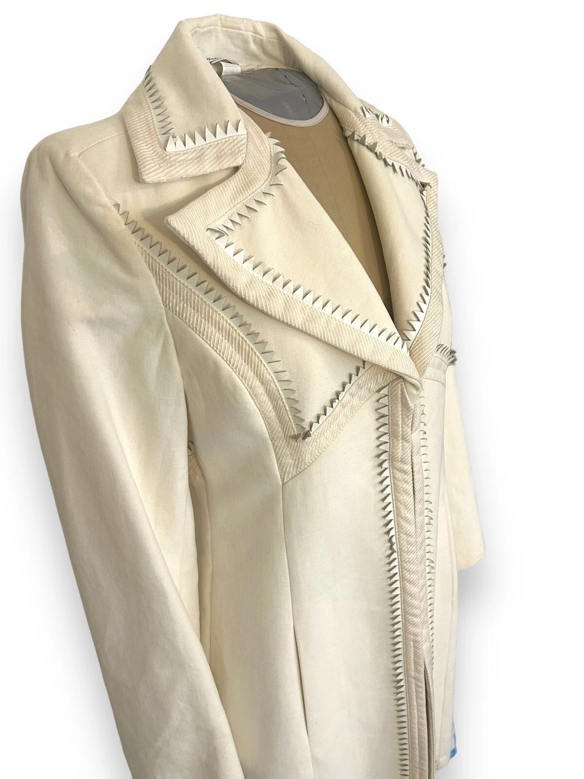 VINTAGE GIANNI VERSACE COUTURE CAPPOTTO COATTAILS LUNGHEZZA GINOCCHIO Video ITALIA Tg US 6