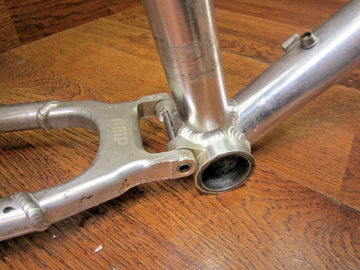 VINTAGE AMP RESEARCH FULL SUSPENSION MOUNTAIN BIKE FRAME SET VINTAGE AMP RESEARCH FULL SUSPENSION MOUNTAIN BIKE FRAME SET