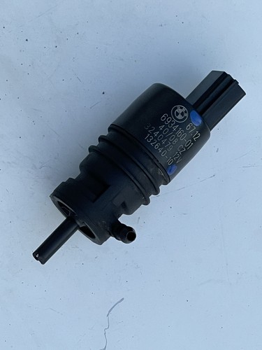 BMW 7er F01 F02 Waschpumpe Pumpe Waschwasserpumpe Wischwasserpumpe 6712 6934160