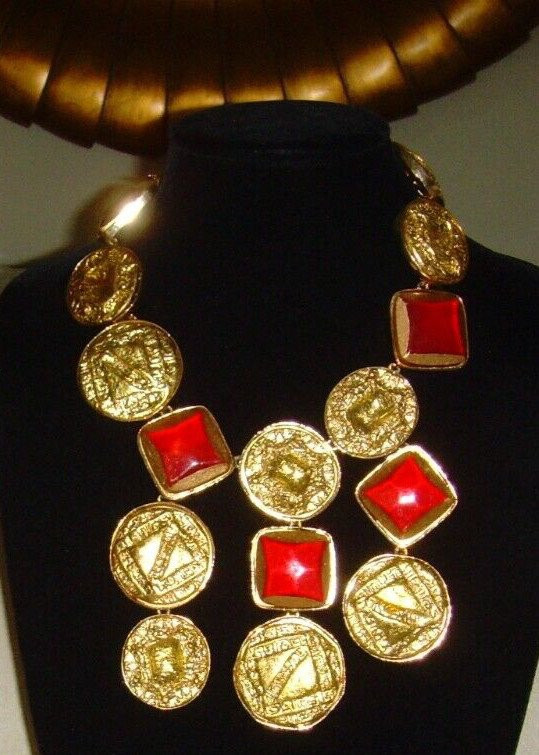 Kenneth J Lane (KJL) Statement Bib Necklace Gold-… - image 5