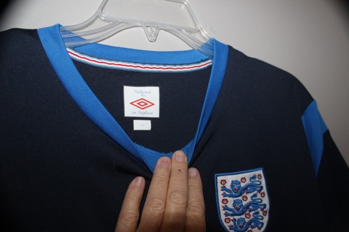 VINTAGE UMBRO TAILORED BY ENGLAND MENS SOCCER FOOTBALL JERSEY SHIRT LARGE - Picture 2 of 3