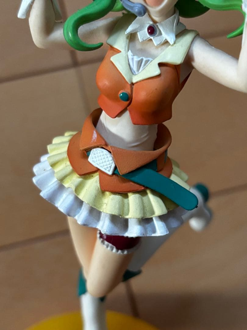 VOCALOID Megpoid GUMI Figure Set of 2 FuRyu Prize A and B Whisper