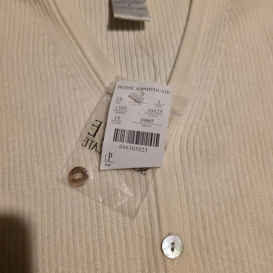 Cárdigan para mujer Petite Sophisticate crema cuello en V abotonado nuevo con etiquetas talla P 100 algodón Foto 4 de 4