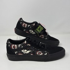 NWT Vans Old Skool Glow In The Dark Skull Vamp Men 6 Women 7.5 STORE MODEL