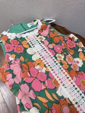 Retro Eliza J Size 10 Floral Shift Knee Length Round Neck Sleeveless Zip Lace