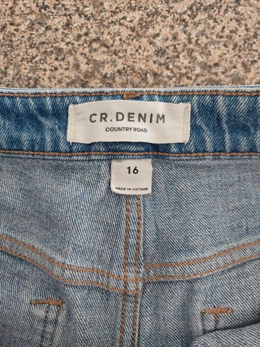 Country Road Denim Jeans Shorts Size 16 Pockets CR Cotton - Picture 3 of 8