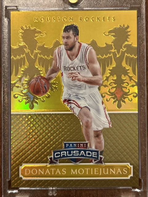 2014 Panini Crusade Donatas Motiejunas /10