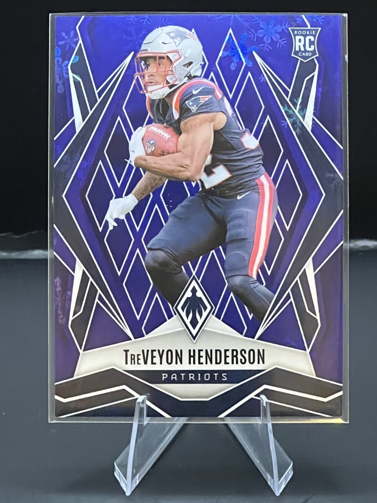 2025 Panini Phoenix - Rookies TreVeyon Henderson #187 Blue Winter /199 (RC)