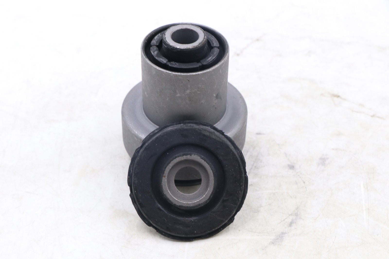 Control Arm Bushing Kit 980139889 FOR Maserati Quattroporte 2008-2022