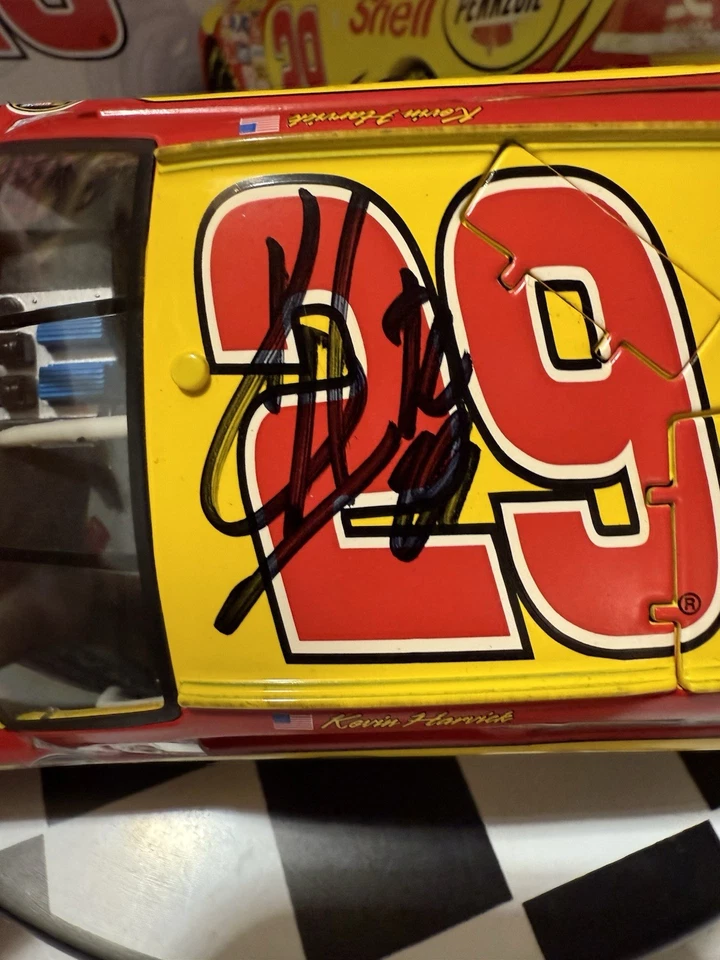 RARE 4X AUTOGRAPHED Kevin Harvick #29 Shell 2007 COT 1/24 Nascar Diecast READ - Image 4 of 4
