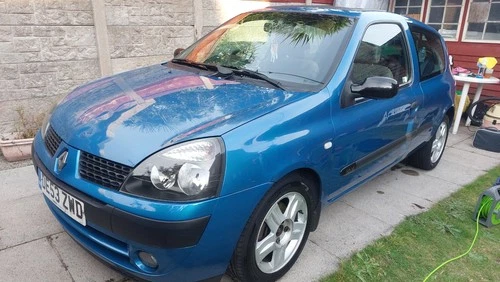 Renault Clio 1.4 16v  Automatic , 128k, 12 Months Mot - Picture 1 of 12