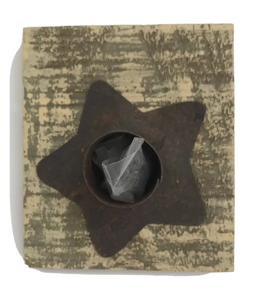 Tender Heart Treasures, Ltd Country/ Shabby Chic Single Candle Wall Sconce - Image 2 of 4