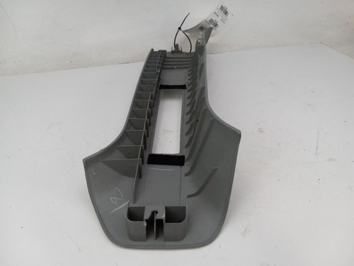 2004 HONDA ODYSSEY RIGHT SIDE UPPER QUARTER PILLAR TRIM - Picture 5 of 6