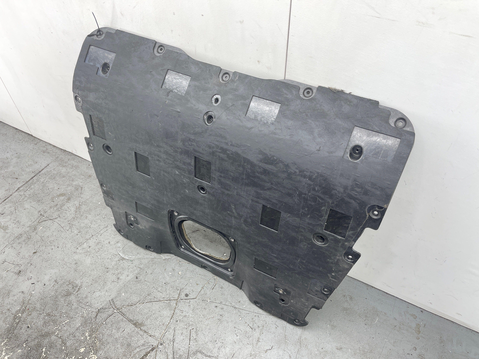 2020-2023 MCLAREN GT 4.0L ENGINE TRIM COVER PANEL BLACK ACCESS OEM 2021 2022
