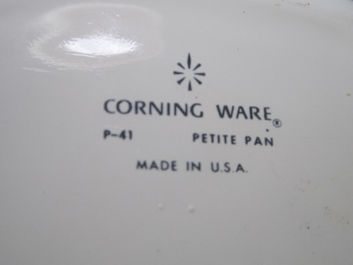 18 Corningware Blue Cornflower Casseroles P-1-B, P-1 1/2-B and P-41-B no lids. - Picture 6 of 6