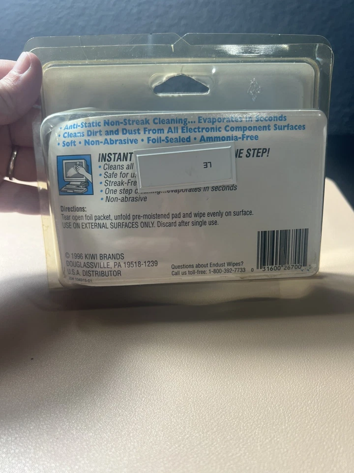 Toallitas antiestáticas de viaje Endust - Limpiador electrónico para computadoras portátiles, teléfonos, mesa Foto 2 de 4