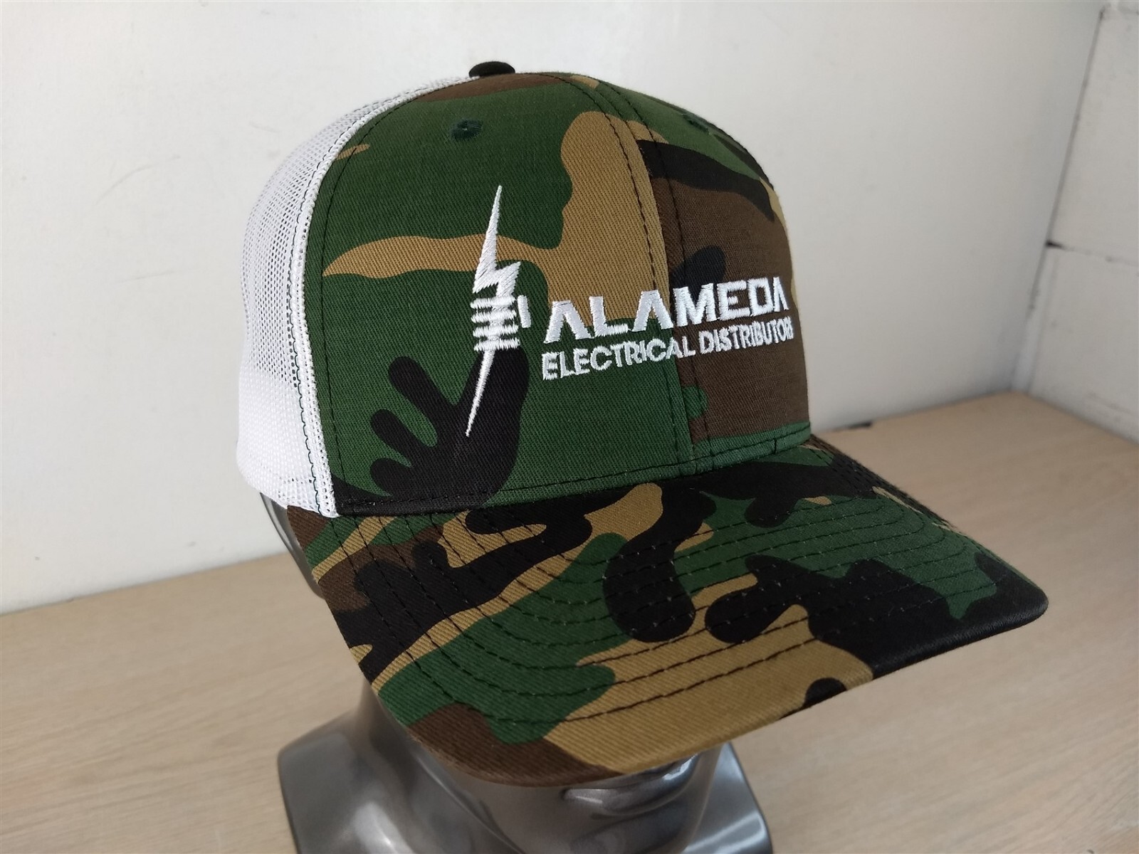 ALAMEDA ELECTRICAL DISTRIBUTORS ADJUSTABLE SNAPBA… - image 2