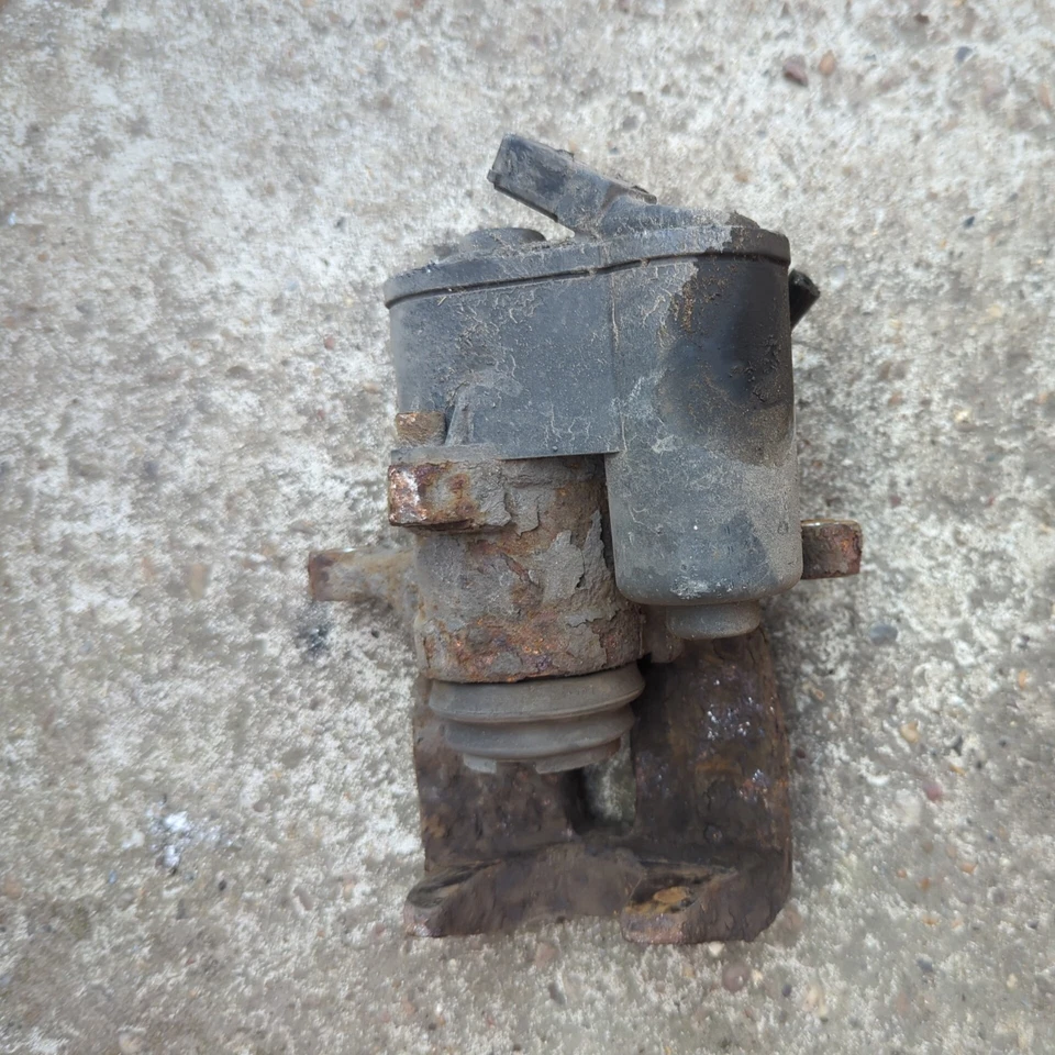 PINZA FRENO TRASERO IZQUIERDO PASAJERO VOLKSWAGEN SHARAN OFFSIDE MK2 7N 2012 Foto 3 de 3