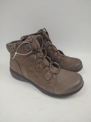 Clarks Collection Nubuck Leather & Knit Ankle Boots Carleigh Jade Taupe 6.5 EW