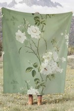 Sage Green White Floral Coral Fleece Cozy Throw Blanket Vintage Elegant