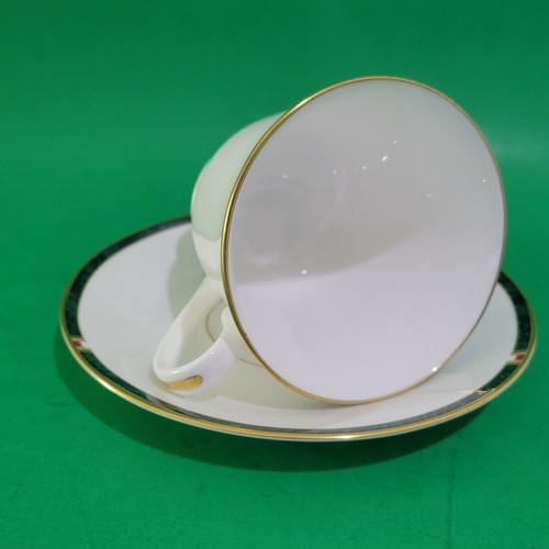 Royal Worcester Carina Green Footed Cup & Saucer Plate - Picture 5 of 7