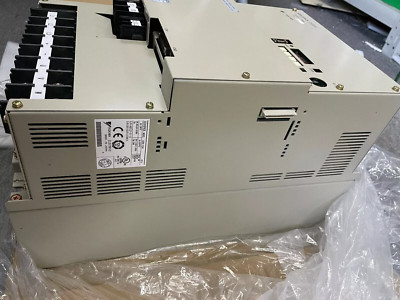 1PC New In Box Yaskawa SGDH-1EAE Servo Drive Expedited Shipping