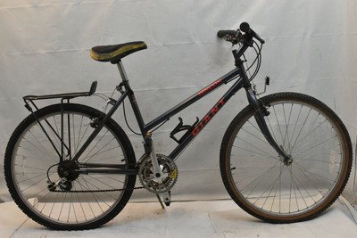 Bicycles - Giant Rincon - Nelo's Cycles