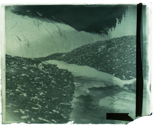 (1) LATE 1800s EARLY 1900s GLASS NEGATIVE, UNKNOWN LOCAL, GLACIER STREAM - Picture 2 of 2