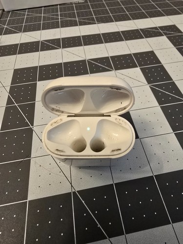 Apple AirPods 2nd Gen A1602 Wireless Charging Case - CASE ONLY - 第 1/4 張圖片