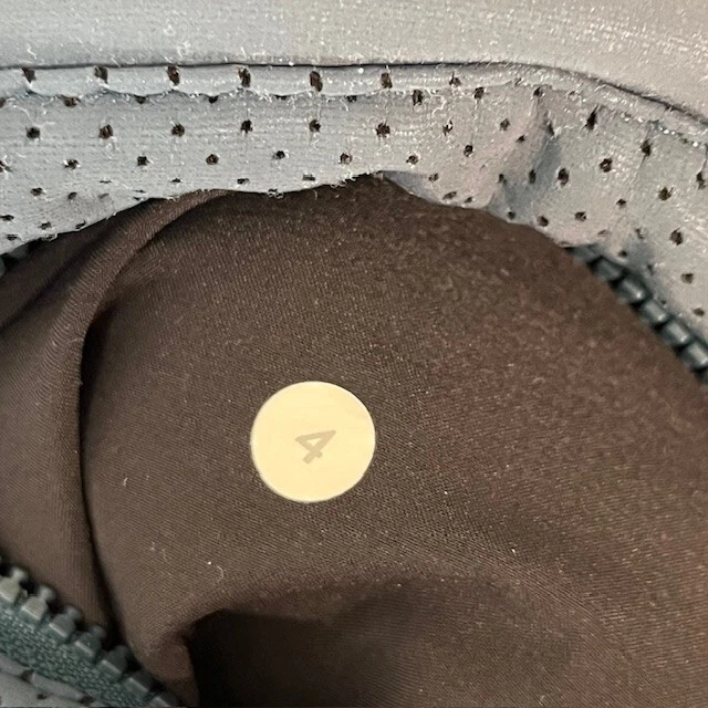 Lululemon Let's Get Visible Women’s Hoodie Size 4 Alberta Lake Blue Reflective - Image 4 of 4