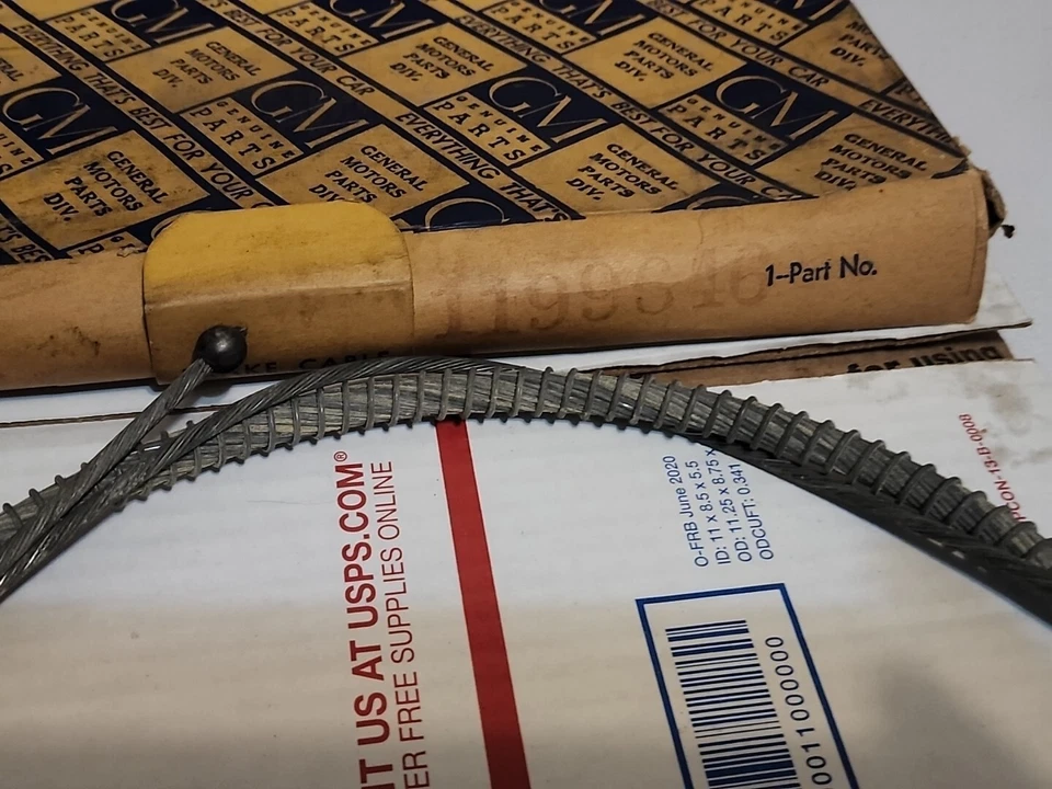 Cable de freno de estacionamiento derecho Buick Electra Riviera 1961-63 NOS 1199646 GM 88,75" OL Foto 3 de 4