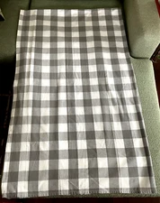 Elrene Farmhouse Tablecloth Gray & White Buffalo Plaid 100% Cotton 62 x 104 New
