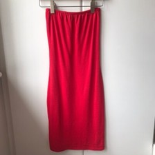 red bodycon dress